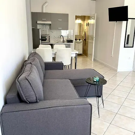 Grey House 아파트