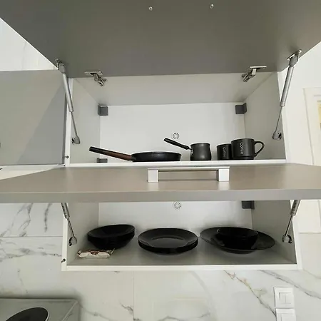 公寓 Grey House Dhídhima