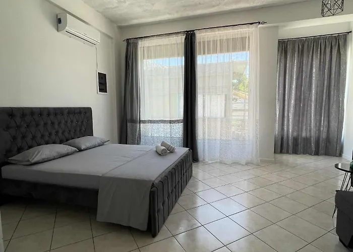 Grey House Apartamento *