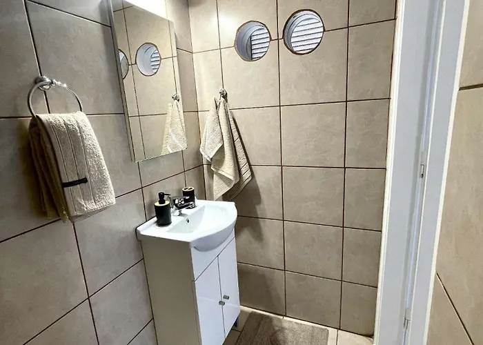 Grey House Apartamento *